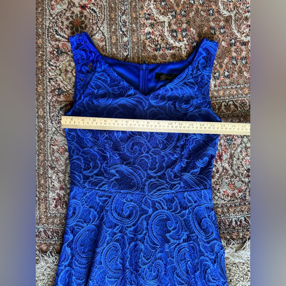 Dressy Star Lace Dress Size Small Bundle Of 3 - Picture 9 of 16